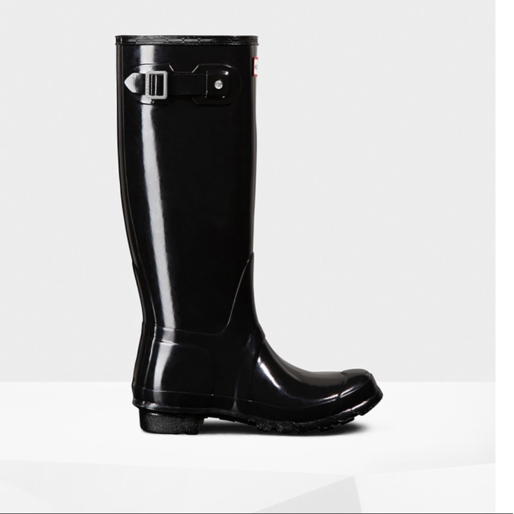 Hunter Tall Glossy Rainboots worn once!